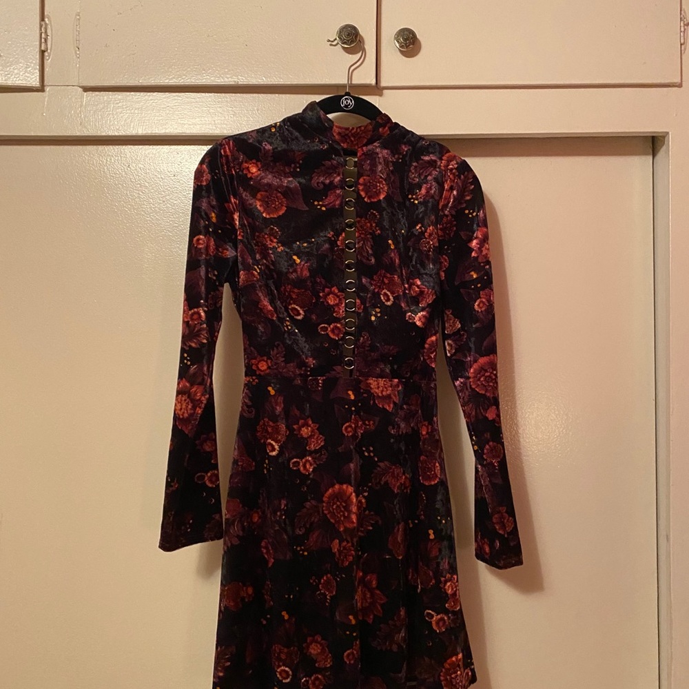 Topshop velvet floral sleeved dress